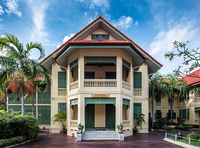 Learn to be Suan Sunandha Palace